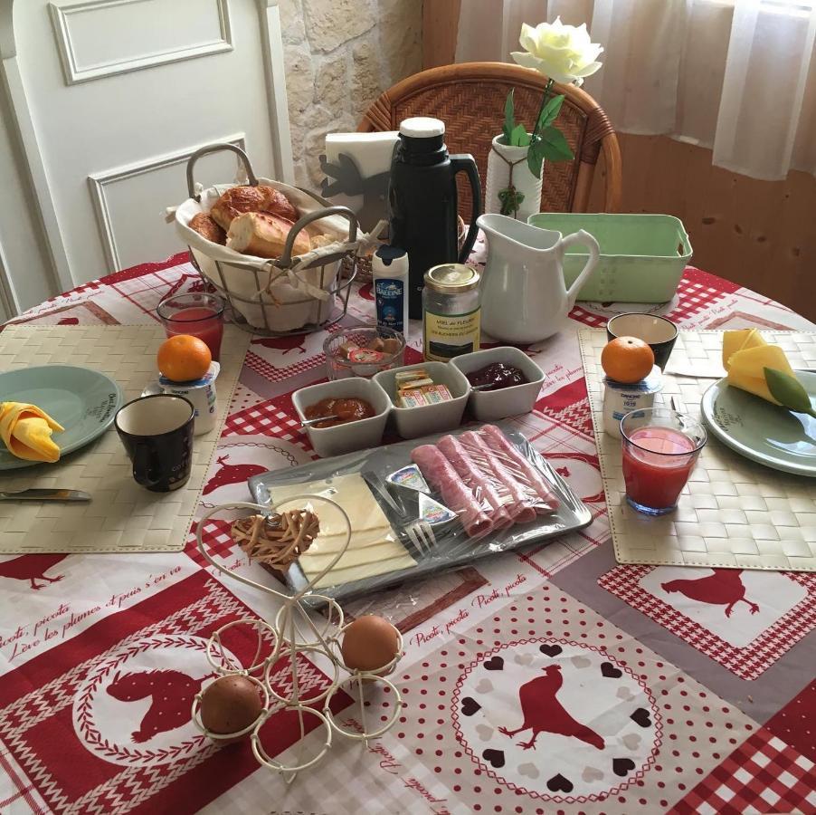 Gites La Tourelle Uxeau Екстер'єр фото